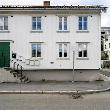 Center I Polar Charm I Warm & Welcoming Apartman